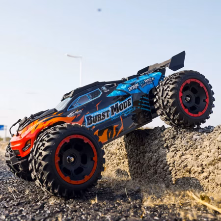UUS! Suchiyu SCY-10101 4WD 1:10 Truck alternatiivne vaade